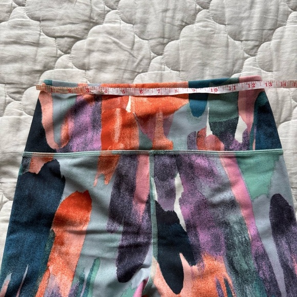 L.L.Bean Everyday Performance 7/8 Pocket Tights Watercolor Paint Brush Small - Picture 11 of 13